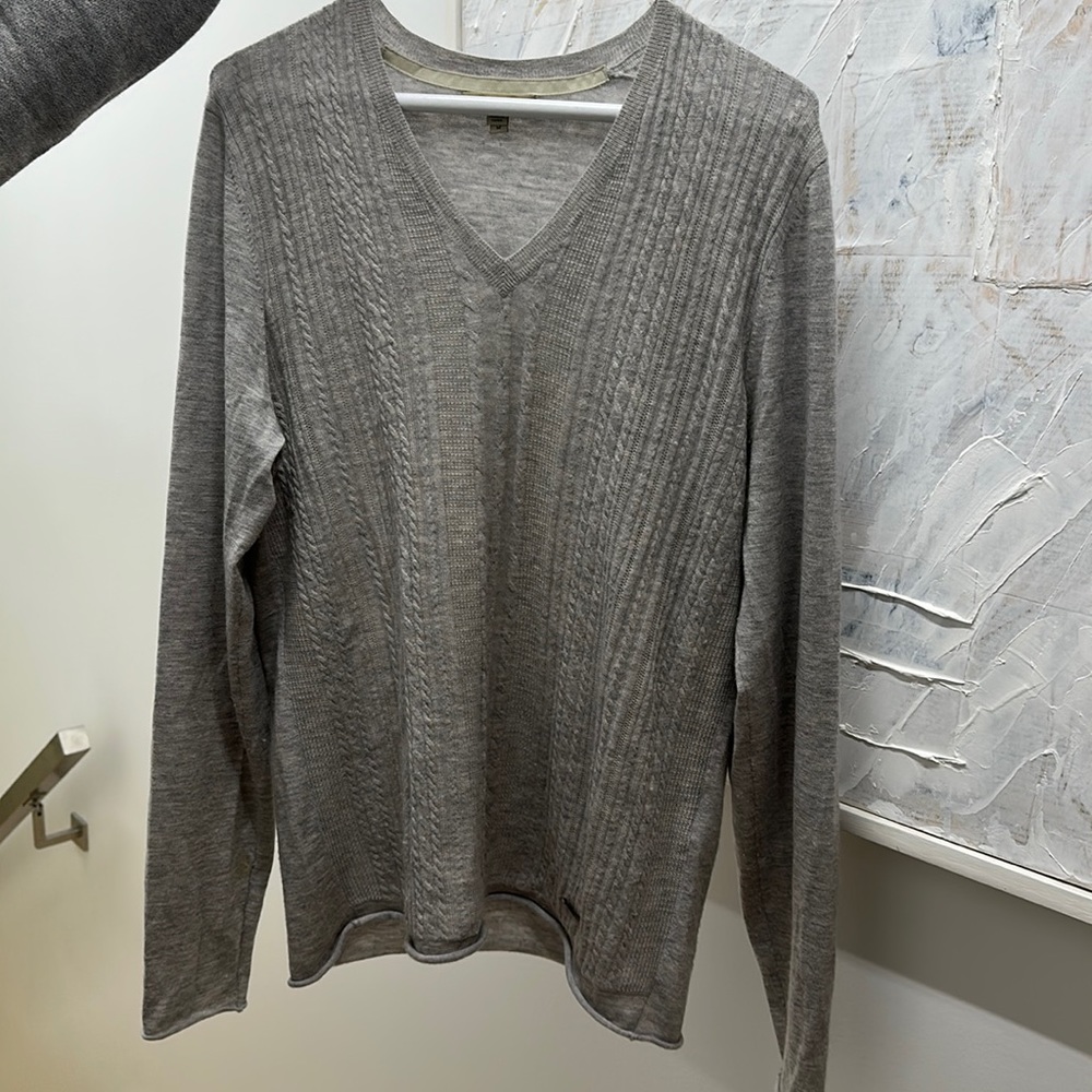 Burberry cashmere sweater